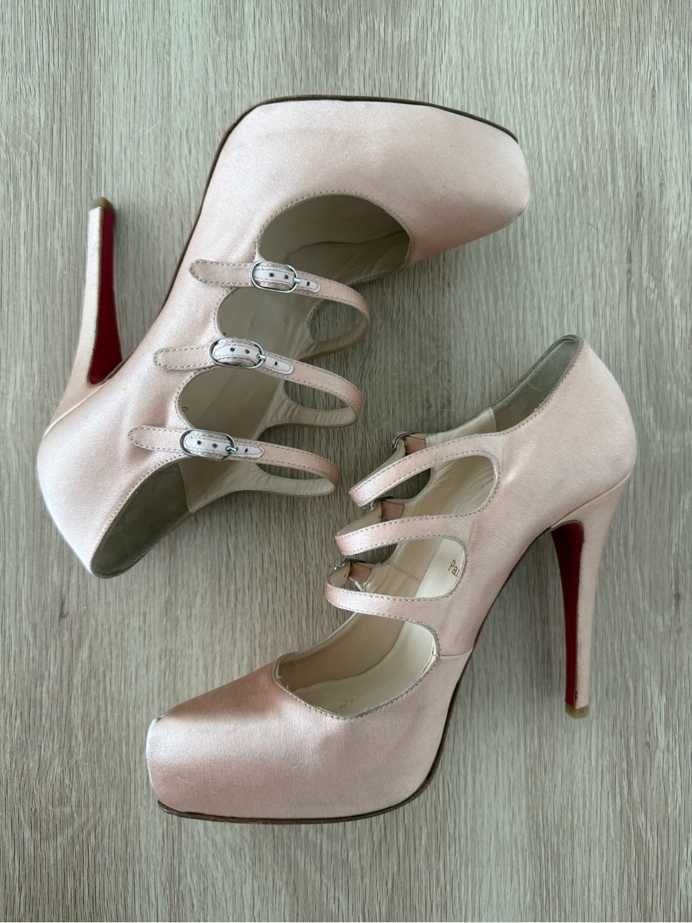 RARE Vintage custom/sample Louboutin Lillian 120 blush crepe satin - circa 2010